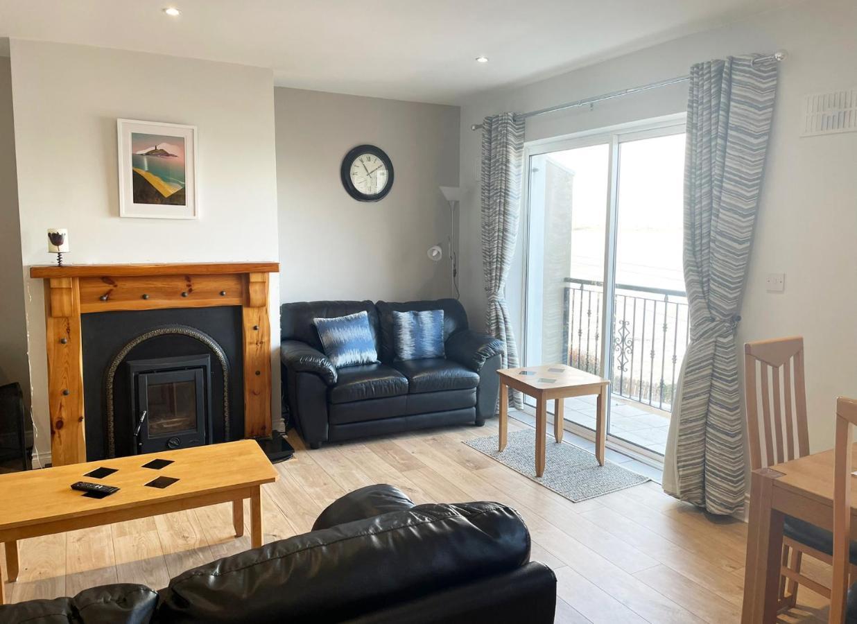 Ballycotton Holiday Apartment No 6 By Trident Holiday Homes מראה חיצוני תמונה