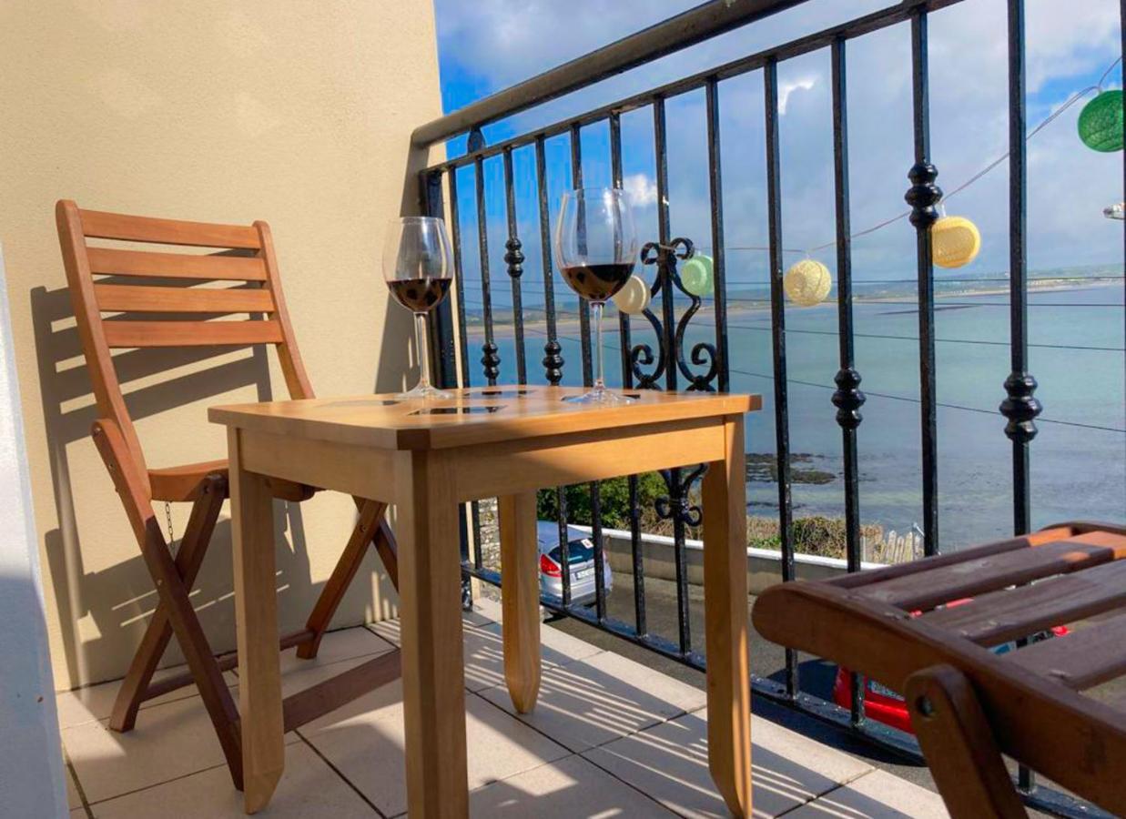 Ballycotton Holiday Apartment No 6 By Trident Holiday Homes מראה חיצוני תמונה